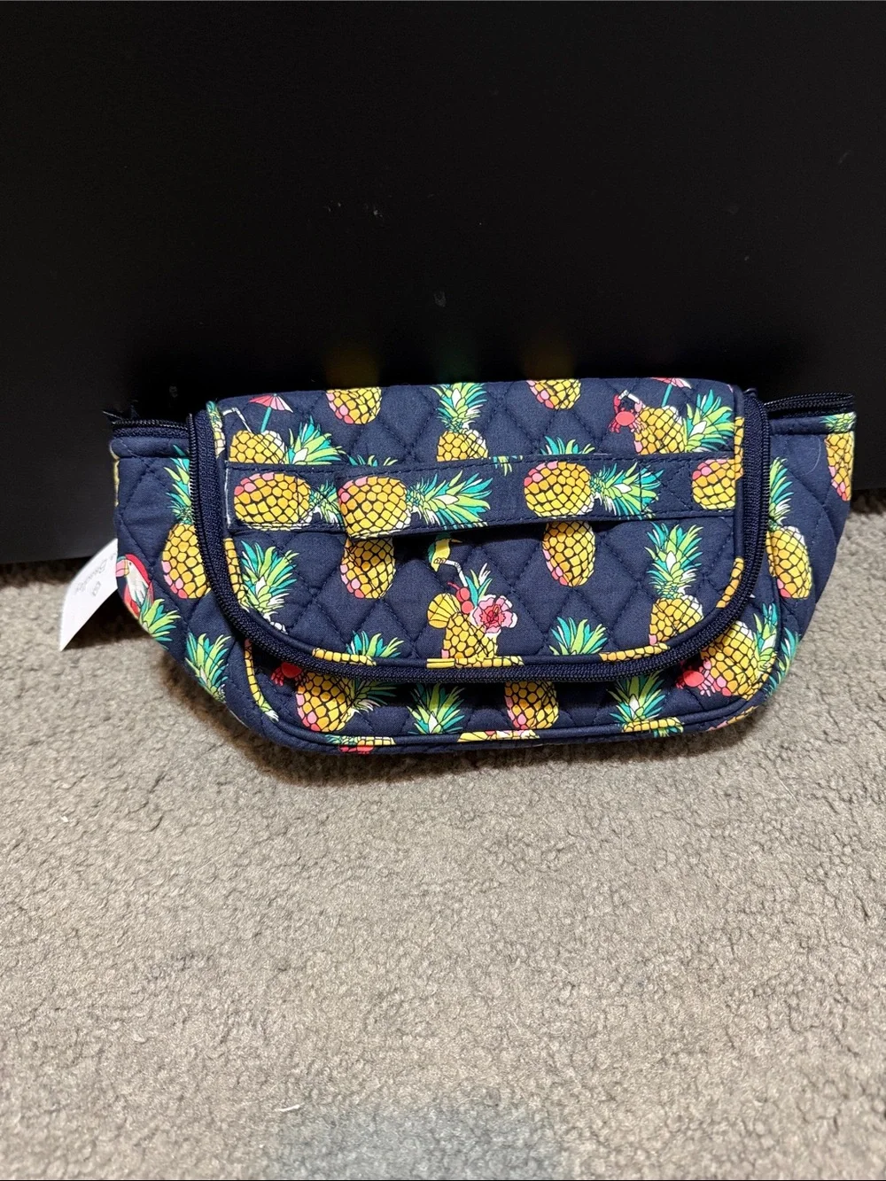 Vera Bradley cosmetic bag Pineapple Print- Brand New